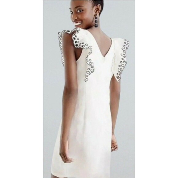 J.CREW Dresses & Skirts - J.Crew Collection Linen Blend Shift Dress White Embroidered Ruffle Size 10